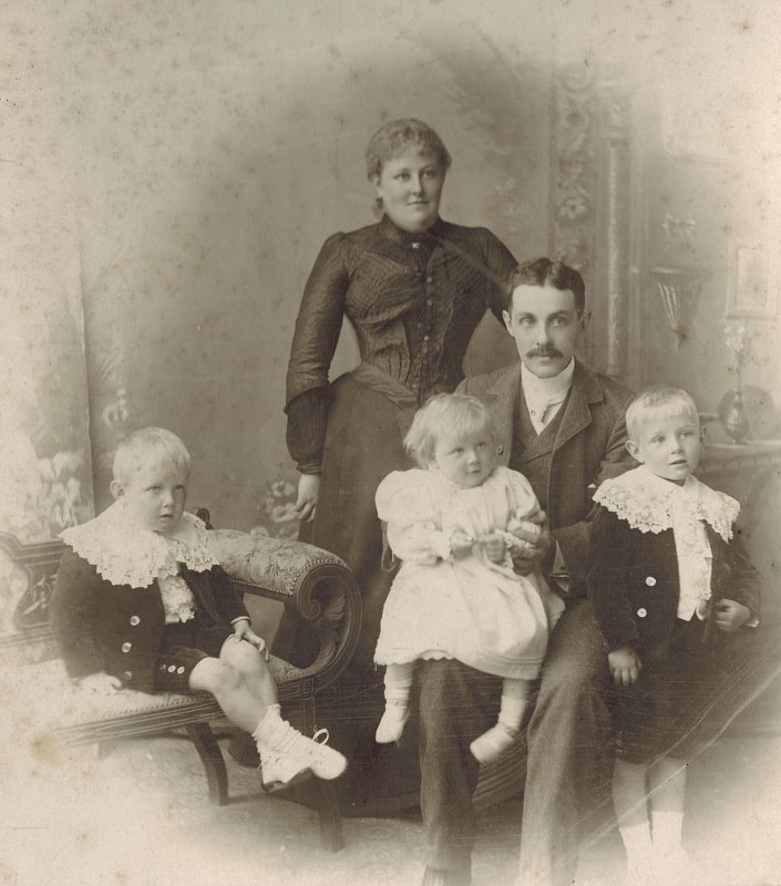 Harry, Alice and their first three children