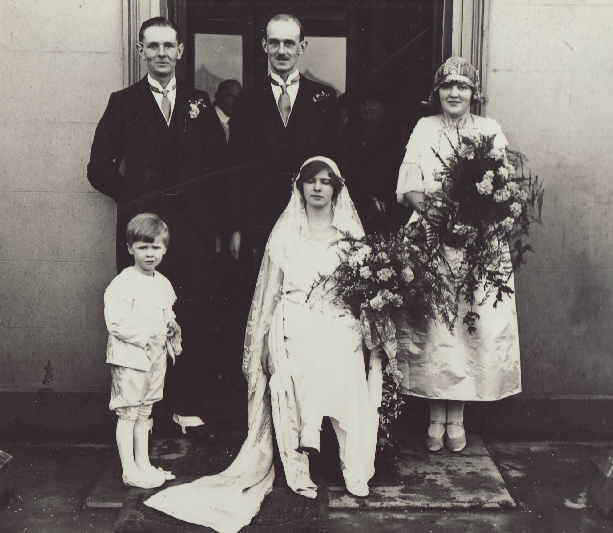 Tom marries Eileen Campbell, Dec 1923